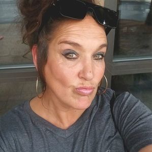 Meet your Posher, Tina
